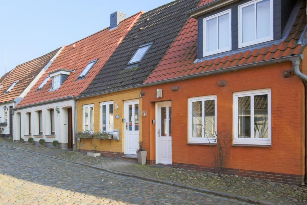 Hannes Kapitaenshaus Husum  Esterno foto